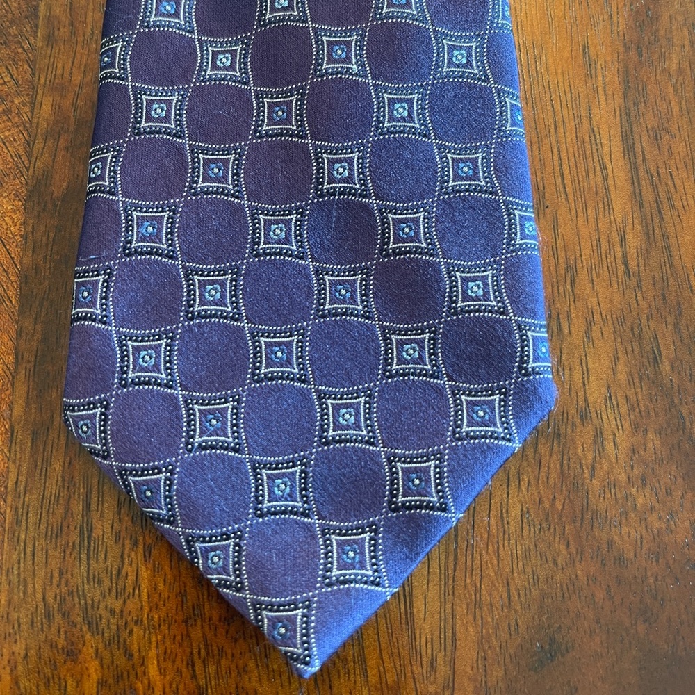 Canali silk blue tie square design
